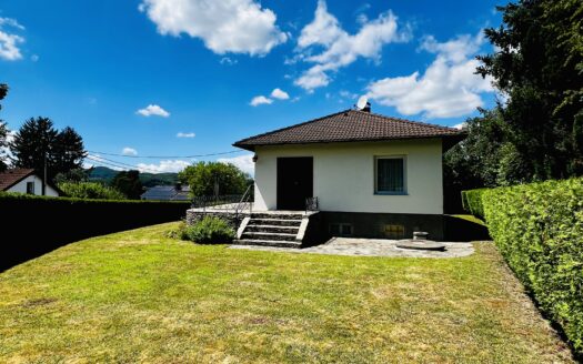 Gablitz – Einfamilienhaus in Bungalow-Bauweise mit großer Terrasse und schönem Garten