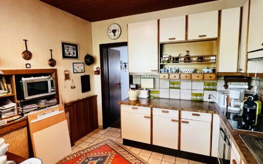 Gediegenes Einfamilienhaus in schönster Gablitz Süd-Ruhelage mit Wohnrecht